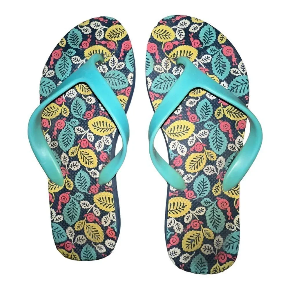 Vera Bradley Lot of Three Flip Flops Med 7-8 Happy Snails Marina Paisley Violet